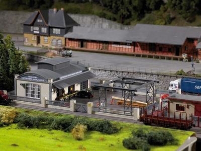 Piko 61152 - Kistenfabrik Gerlacher - Jouets & Jeux Amazon France à 83.35€