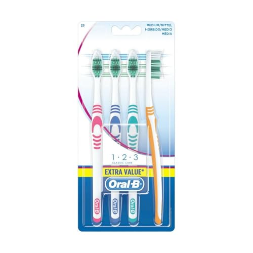 Oral-B 4-Pack - brosse à dents manuelle medium x4 en promo à 2,50€ (-57%) sur Amazon FR