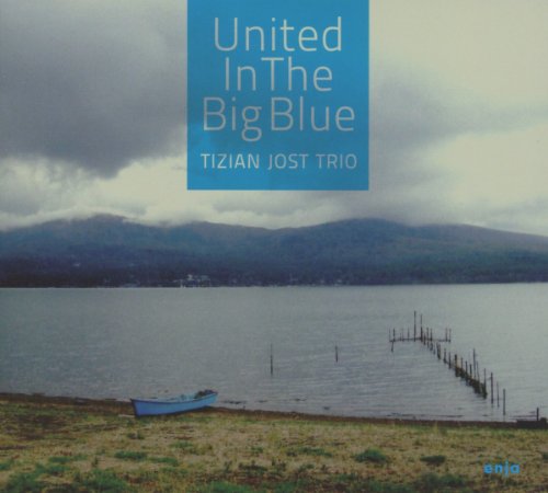 United in the Big Blue - Musique & Instruments Amazon France à 3.34€