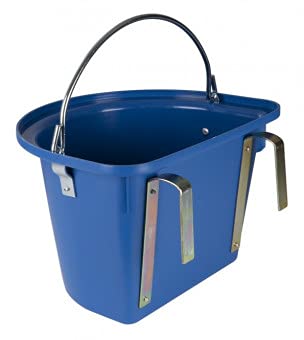 PFIFF Futter- und Transporterkrippe mit Haken, blau - Sports & Fitness Amazon Allemagne à 18.95€