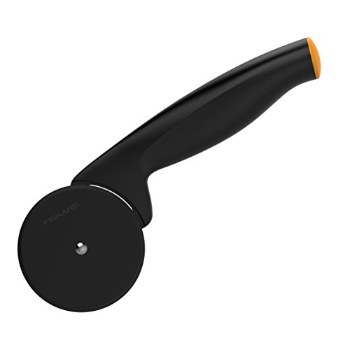 Fiskars Roulette à pizza, Lame en plastique, Longueur: 19... - Bricolage & Outils Amazon France à 9.90€