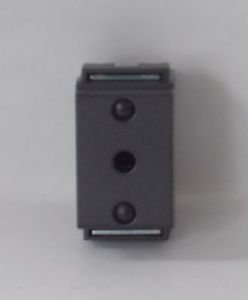 LIVING - PRESA 2P+T 16A (BTICINO cod. 4519) - High-Tech & Électronique Amazon Italie à 2.52€