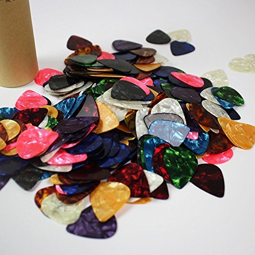 Gemini_Mall 10pcs Assortd Guitar Picks Plectrums for... - High-Tech & Électronique Amazon Royaume-Uni à 1.19€