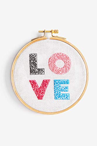 DMC Love Embroidery Kit - Amazon Royaume-Uni à 3.99€
