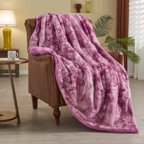 NEWCOSPLAY Super Soft Faux Fur Throw Blanket Premium Sherpa... - Amazon Royaume-Uni à 16.20€