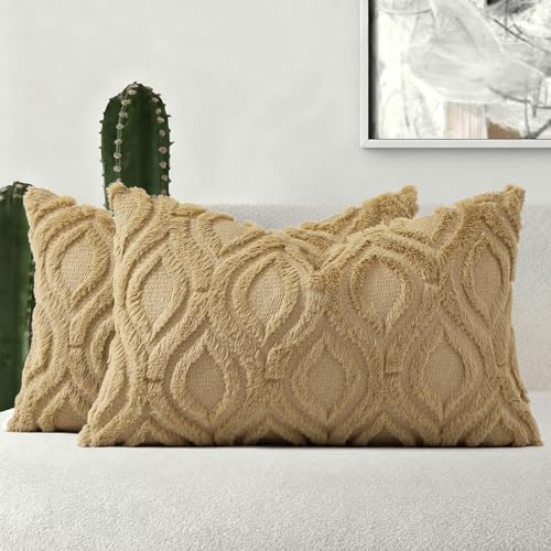 decorUhome Set of 2 Faux Fur Cushion Covers 30x50 cm... - Amazon Royaume-Uni à 7.95€