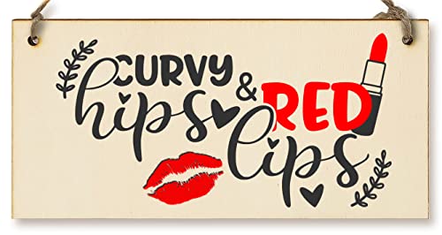 The Plum Penguin Handmade Wooden Hanging Wall Plaque Curvy... - Maison & Cuisine Amazon Royaume-Uni à 2.00€