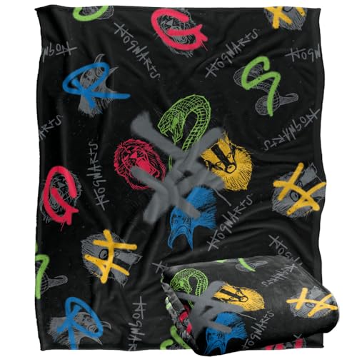 HARRY POTTER Blanket, 152 x 127 cm Graffiti Pattern Silky... - Maison & Cuisine Amazon Espagne à 21.55€