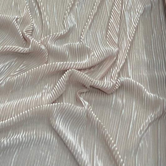 Plisse Pleated Lurex Jersey, Cream Beige, 122gsm, 59 inch... - Beauté & Parfums Amazon Royaume-Uni à 4.99€