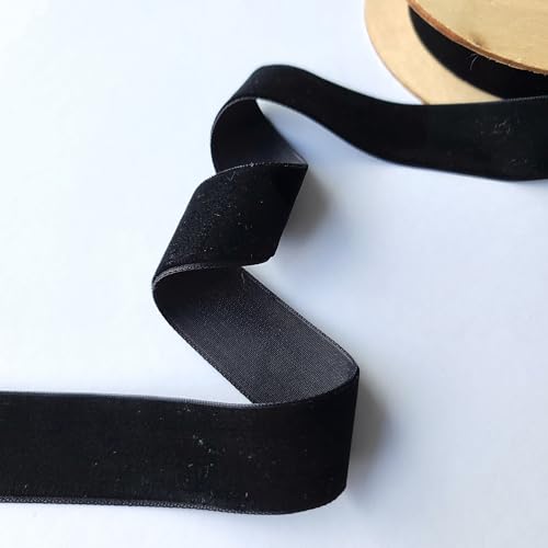 Velvet Ribbon Trim - 25mm Wide Black - Per Metre - Loisirs Créatifs Amazon Royaume-Uni à 1.75€
